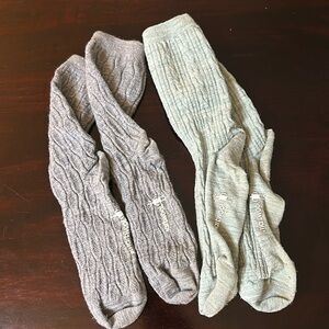 Two pairs of Smart Wool Everyday Cable Crew Socks